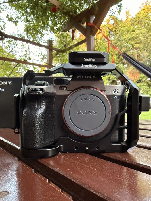 Sprzedam Sony Alpha 7S III (Body) + Klatka operatorska