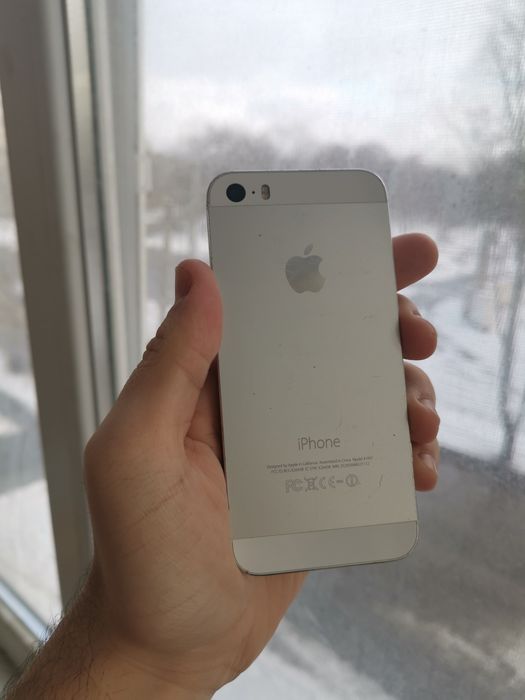 iPhone 5s 16gb повністю робочий