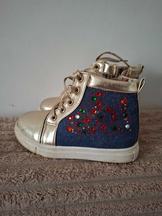 Детские  осенние ботинки