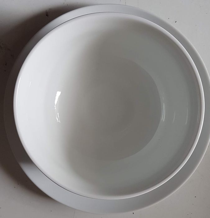 Conjunto louça infantil taça  e prato novos/nunca usado