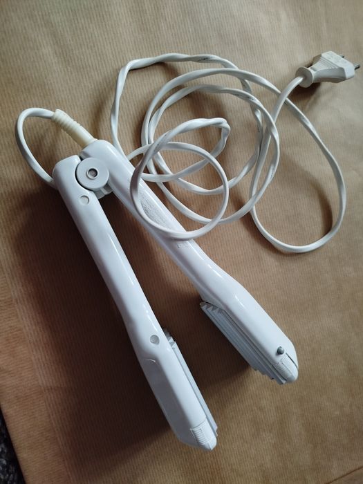 Urządzenie do stylizacji włosów 3w1/prostownica/gofrownica/karbownica