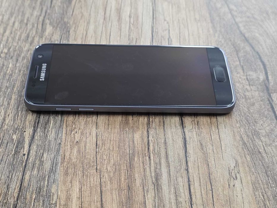 Samsung Galaxy S7 (SM-G930F) 4/32GB stan db gwarancja