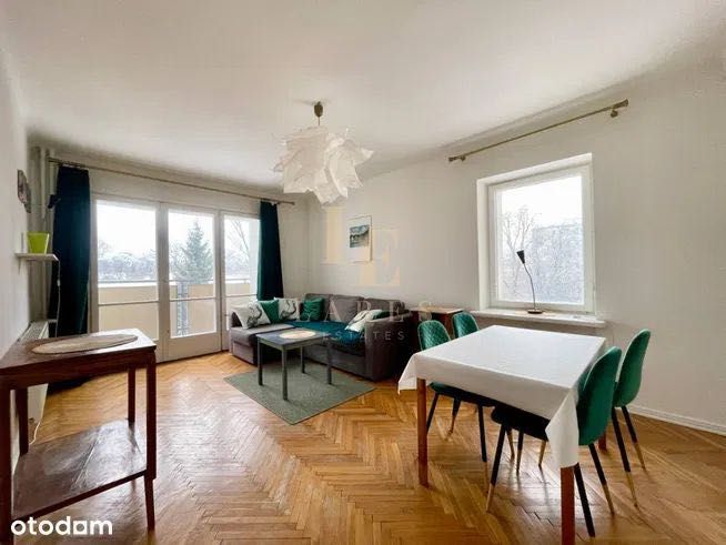 2500 PLN, 2 pokoje, metro Racławicka, bezpośrednio od właściciela.