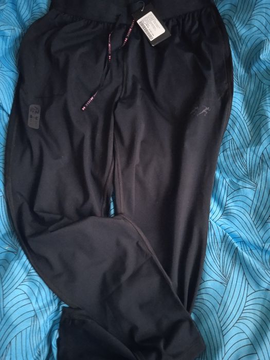 Спортивні штани для чоловіків