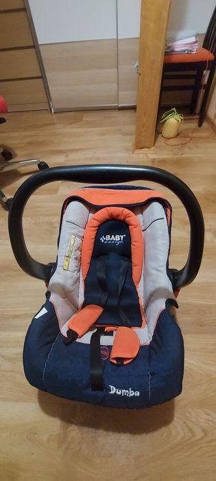 Fotelik samochodowy firmy Babydesign
