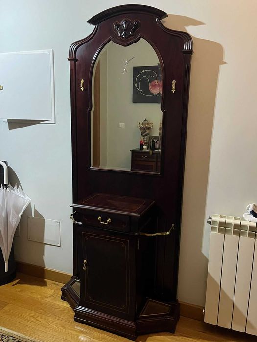 Bengaleiro com espelho