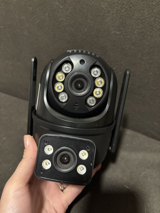 Продам дві Смарт камери DCF100 нові .