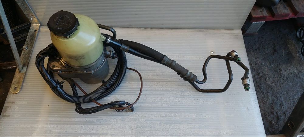 Bomba Direção Assistida - Opel Astra H / Zaria B