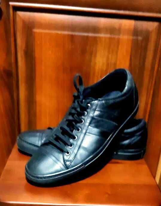 Италия SANDRO  стильные мужские кроссовки