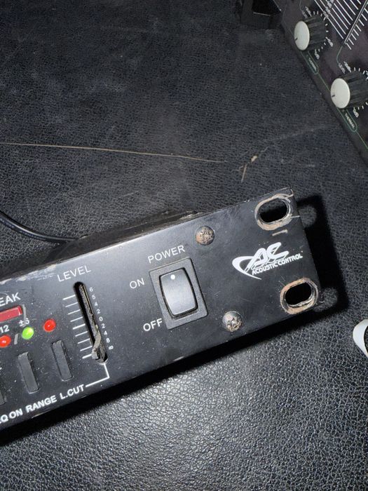 Acoustic Control EQ-152 Equalizador Gráfico Stereo