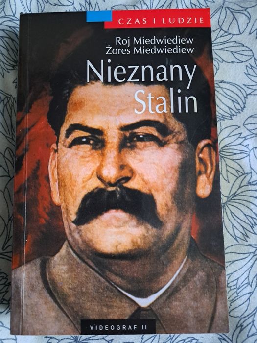 Niezany Stalin. Biografia