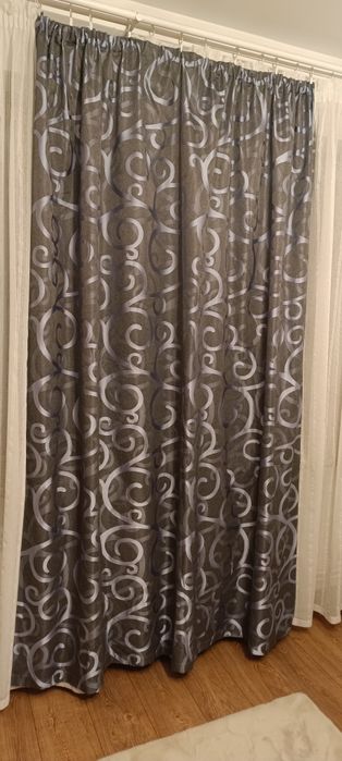 Zasłony 2 szt na taśmie