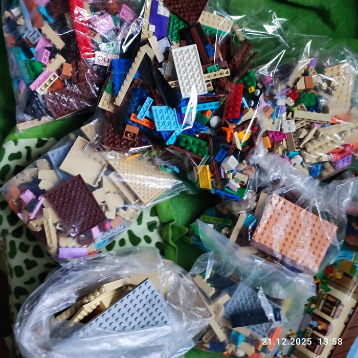 Лего дом Симпсонов  , Симпсоны фигурки