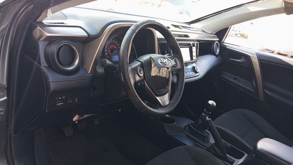 Toyota RAV-4  2015