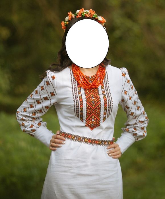 Комплект парних вишиванок,ручна вишивка .