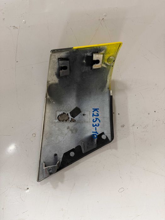 Prawa Owiewka Narożnik Nissan Cabstar / Maxity K253-10