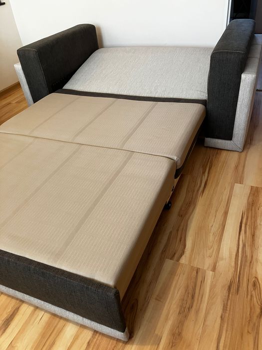 Sofa rozkładana 1-osobowa w bardzo dobrym stanie