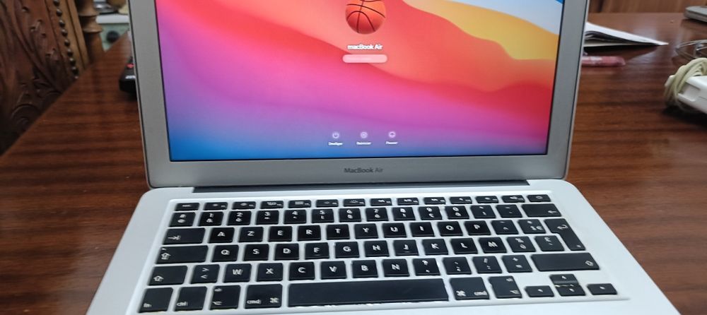 MacBook Air 13” i5 SSD Big Sur Apple MacBook Impecável