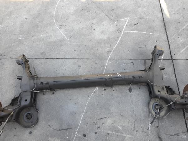 Eixo traseiro discos PEUGEOT 207 (WA_, WC_)