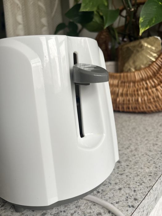 Тостер      Vitek