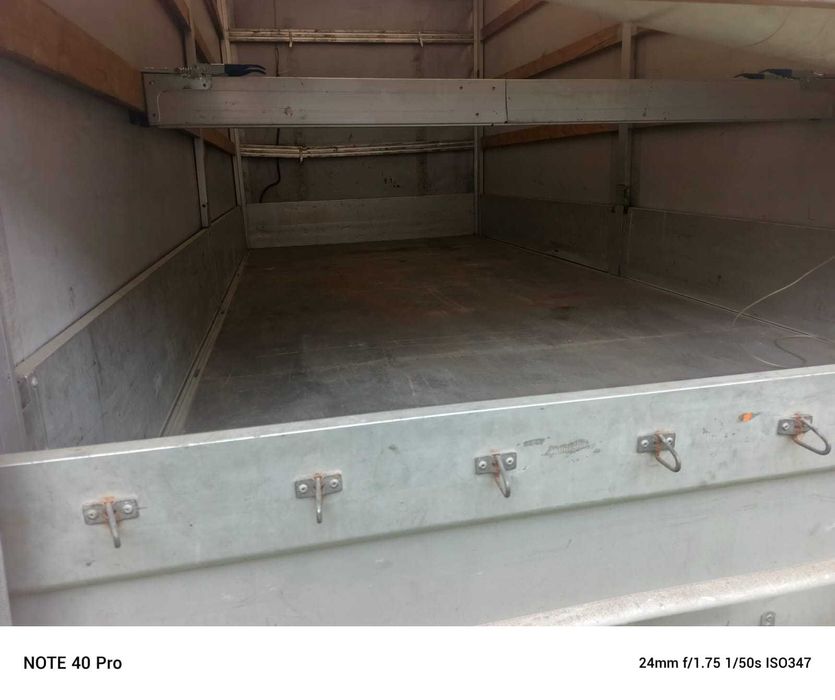 Obustronna firanka, podnoszony dach