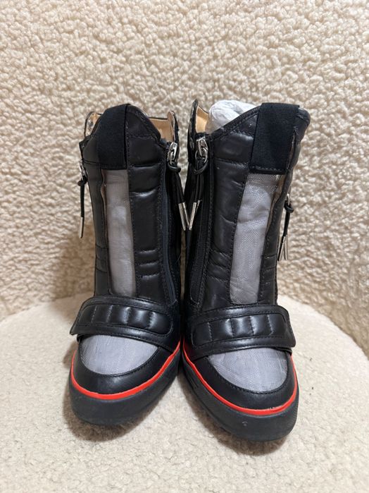 Buty na koturnie L.A.M.B. By Gwen Stefani