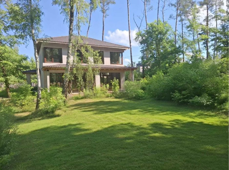 Продаж будинку з двох дуплексів 190,5м², 10 соток, вулиця М. Чалого 47а
