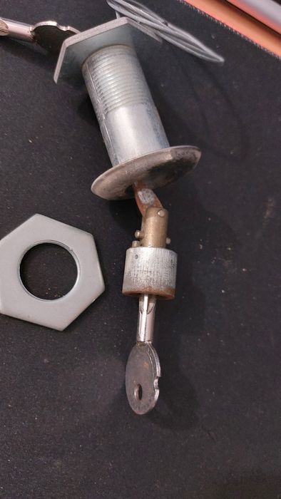 Fechadura de portão automático de embraiagem