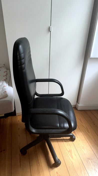 Cadeira de escritório vintage em couro - Office chair leather