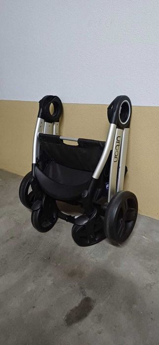Carrinho de bebé Chicco Trio Urban