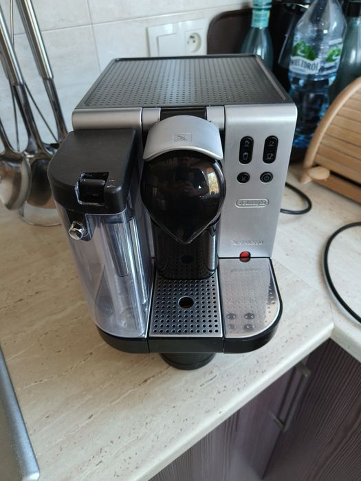 Ekspres Delonghi Nespresso kapsułkowy