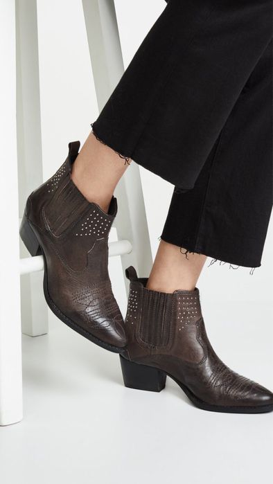 Кожаные ботинки казаки деми Calvin Klein