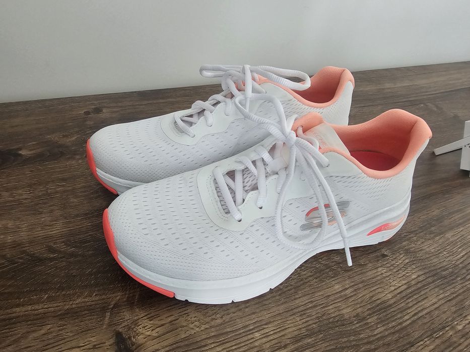 Buty Skechers  Arch Fit Infinity Cool