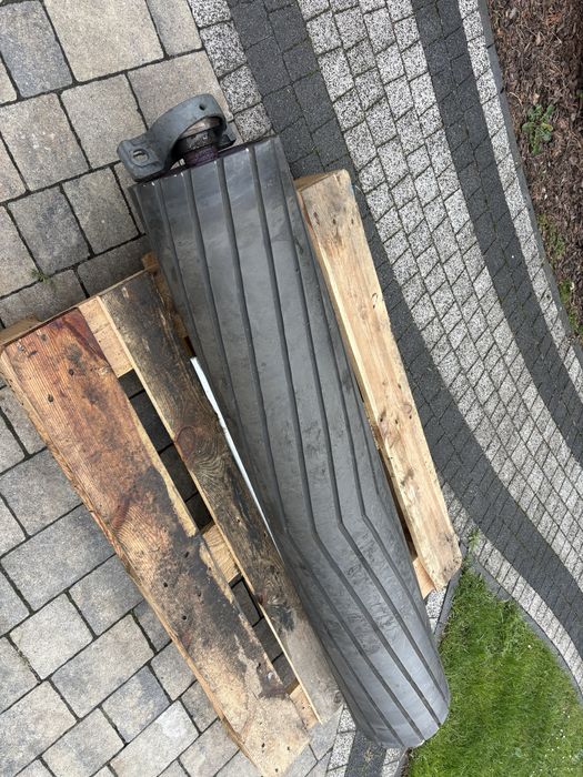 Bęben zwrotny napinający do taśmociągu przenośnika taśmowego