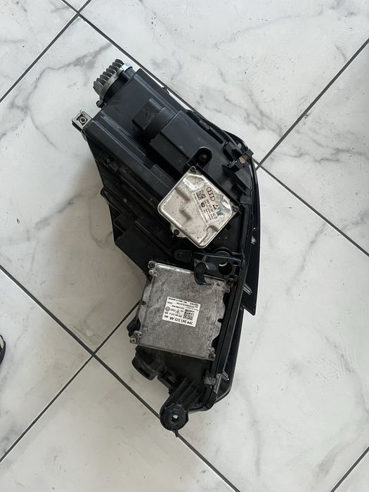 Фара права Audi A4/S4 B9 (2016-2019)