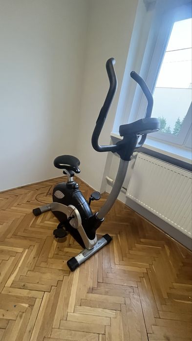 Rower treningowy SportPlus – sprawny, gotowy do ćwiczeń