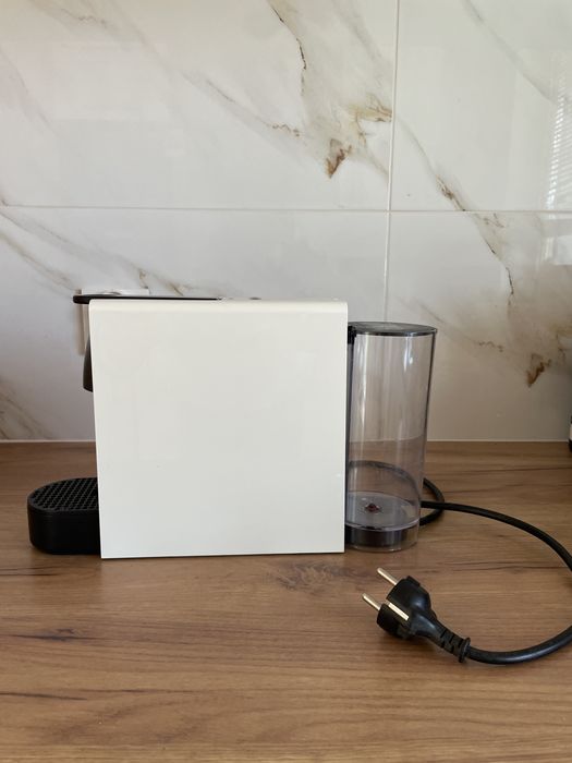Ekspres na kapsułki Nespresso mini