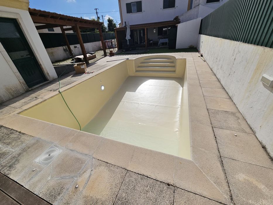 Geral Construções,pool work'.