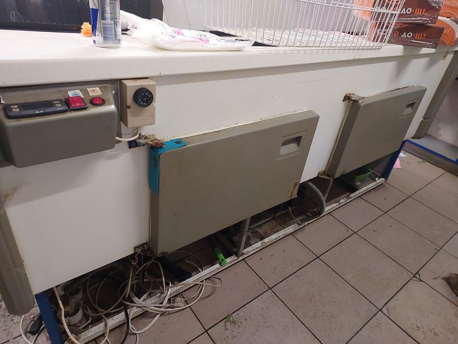 Холодильная витрина Айстермо 2 м.