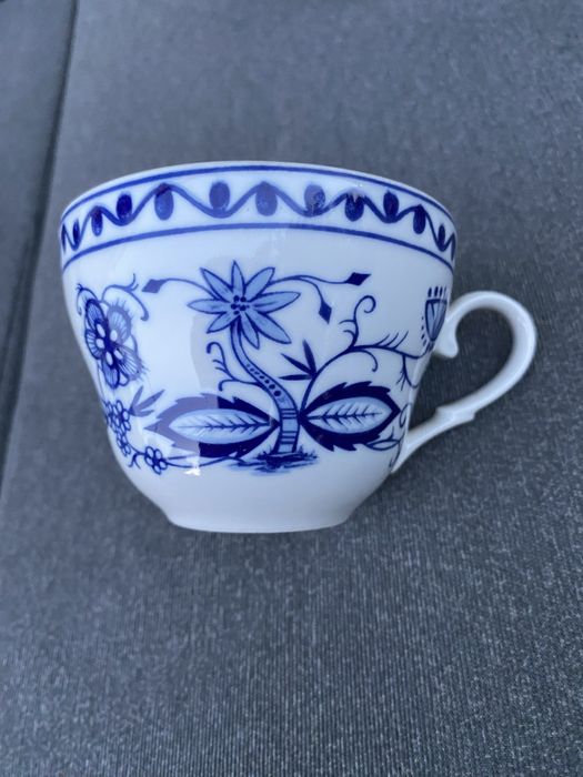 Filizanka wzór cebulowy Kahla