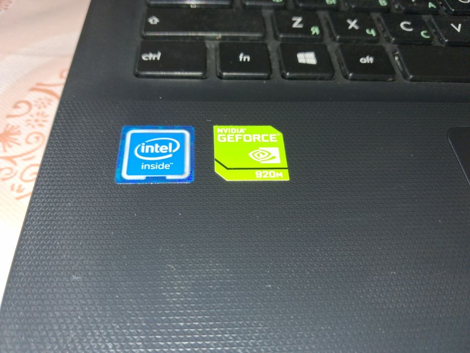 Asus x 555 s для не сложных задач.