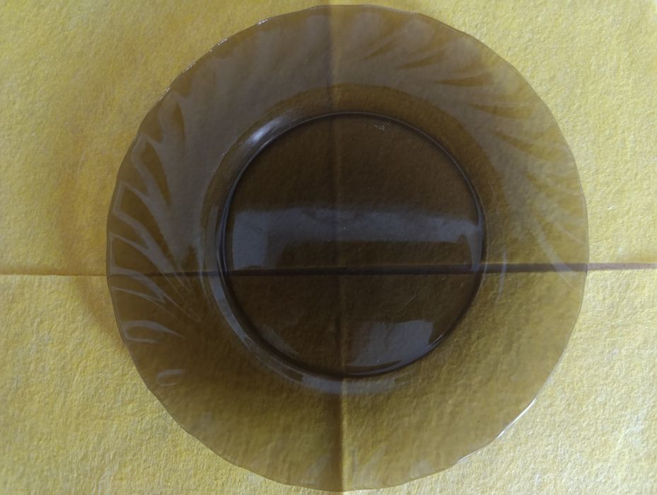 Тарілки luminarc 20 та 25 см