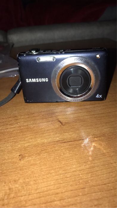 Máquina digital com um pequeno defeito64737962982275123