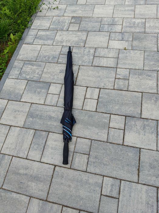 Nowy parasol 130 cm – czarny z grafiką nieba i chmur