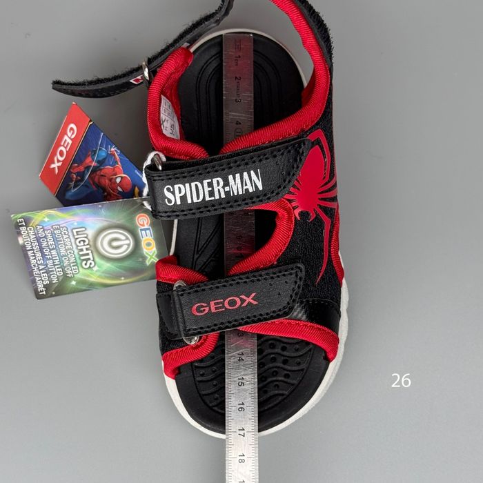 Босоніжки Geox Ciberdron 26, 33, 35 р. з мигалками сандалі