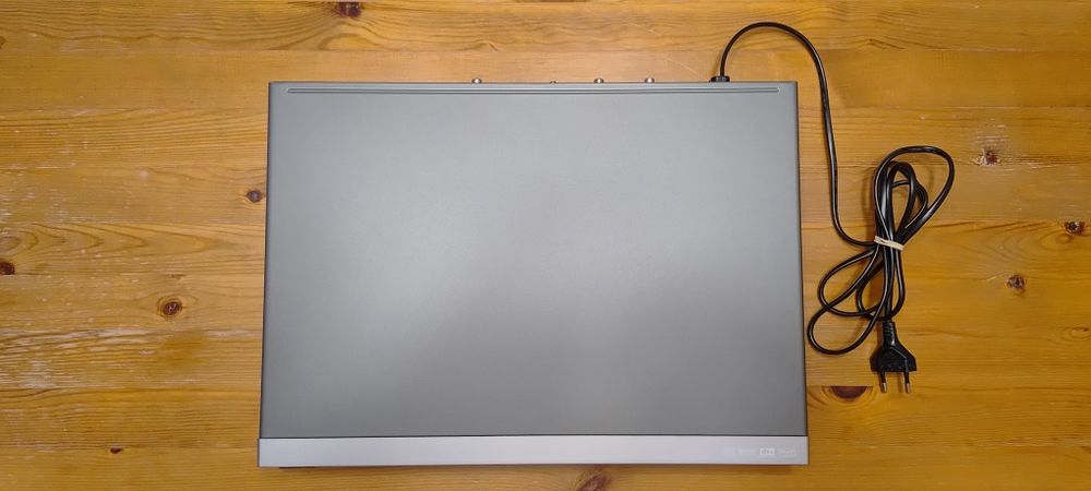 Odtwarzacz DVD Yamaha S-557