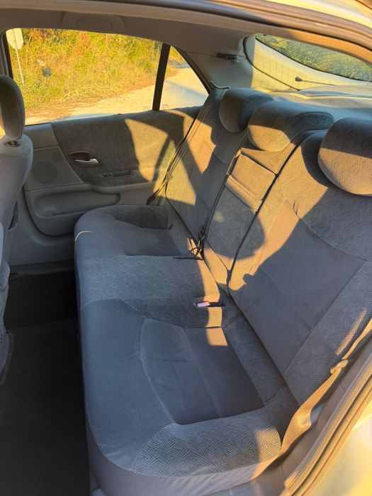 Renault Laguna 1.6 (Gasolina) Apenas 110.000 km