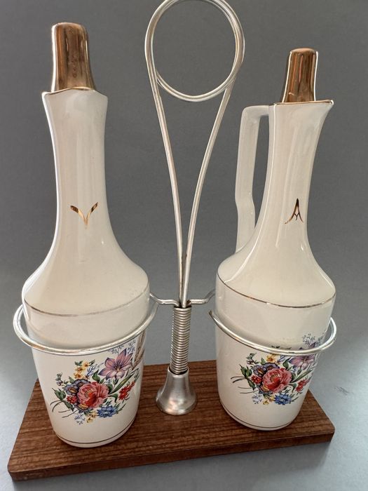 Galheteiro Porcelana pintado Mao