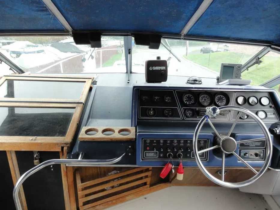 Sea Ray Sundacer 268