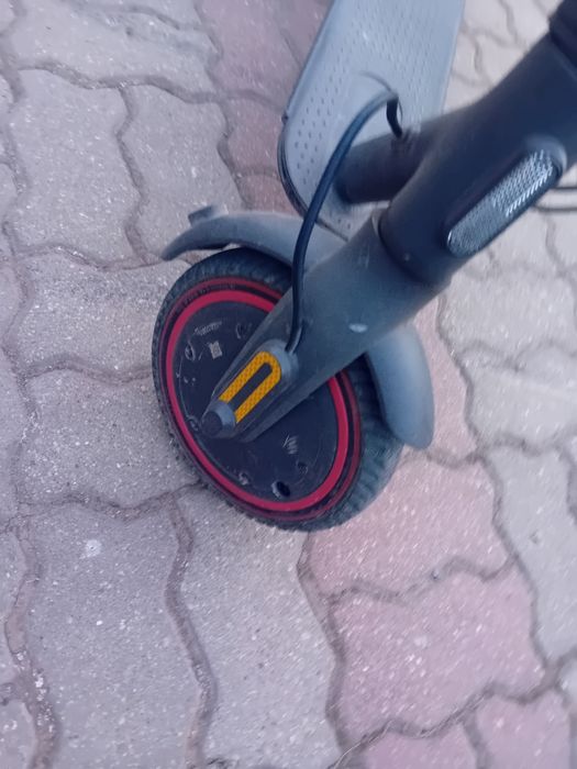 Hulajnoga xiaomi pro2
